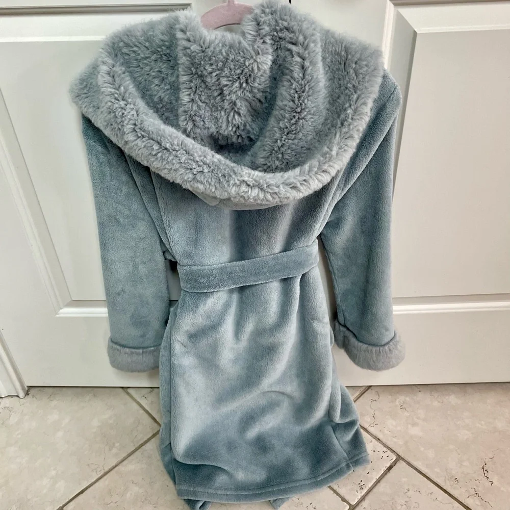PB Teen Luxury Plush Robe Blue Faux Fur Shawl Collar One Size Belted Cozy Soft